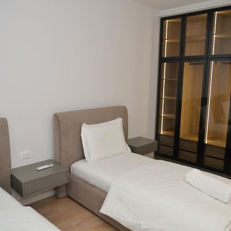 Hera Tirana Suite Deluxe Kültér fotó