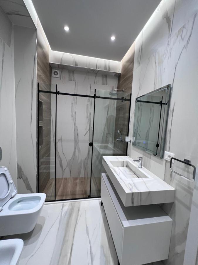 Hera Tirana Suite Deluxe Kültér fotó