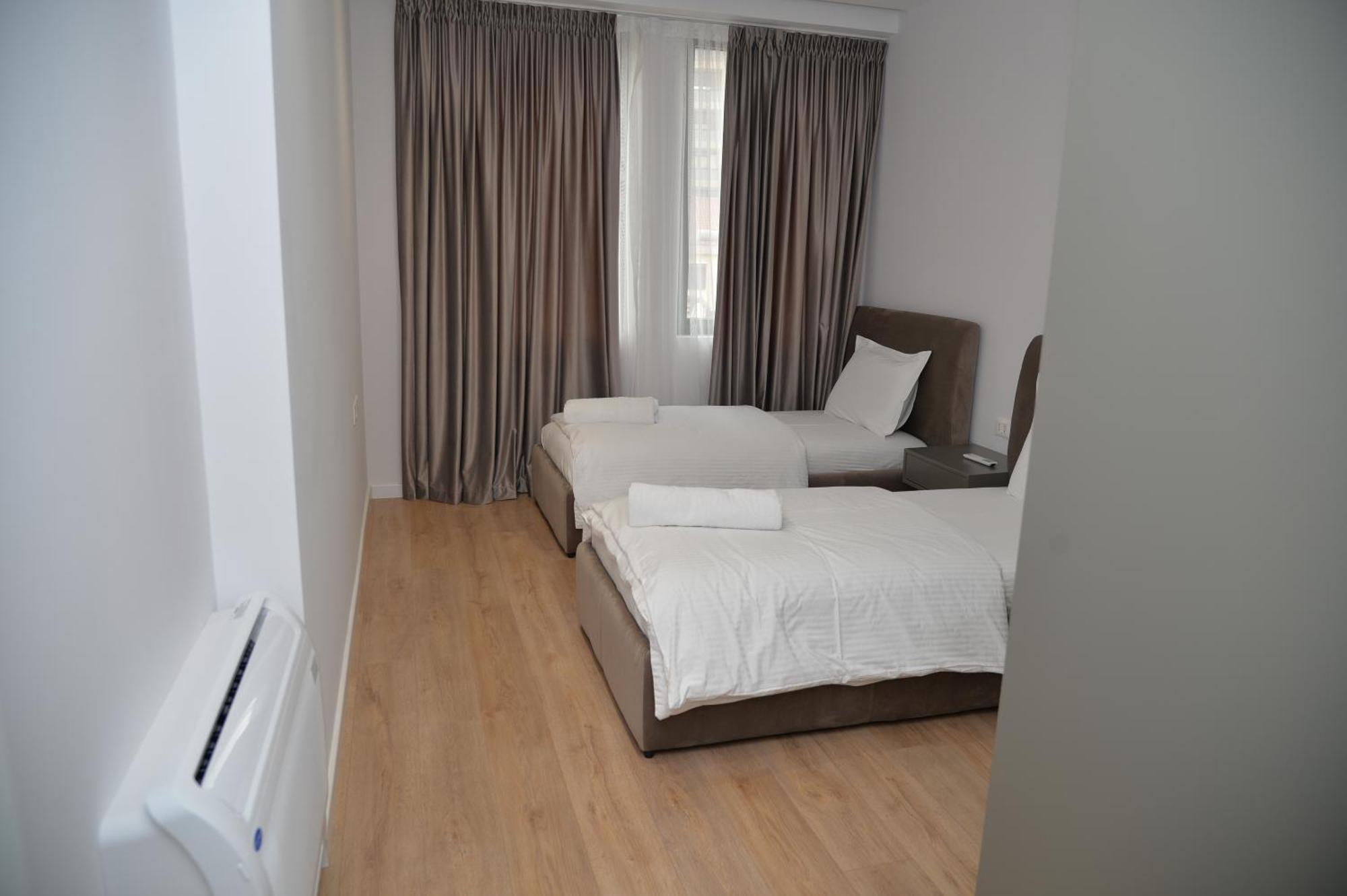 Hera Tirana Suite Deluxe Kültér fotó