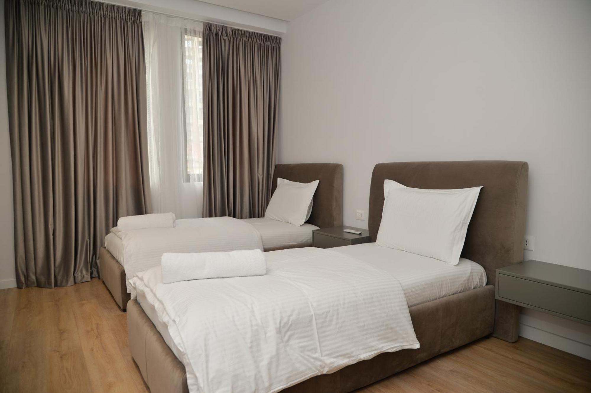 Hera Tirana Suite Deluxe Kültér fotó
