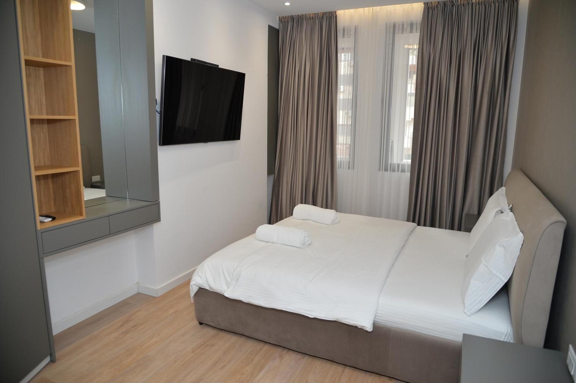 Hera Tirana Suite Deluxe Kültér fotó